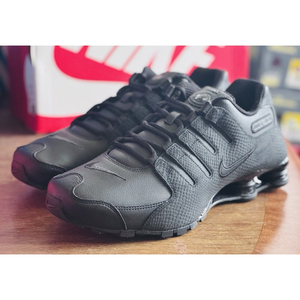 Men’s Size 13 Nike Shox NZ Triple Black Black 378341-001 NIB